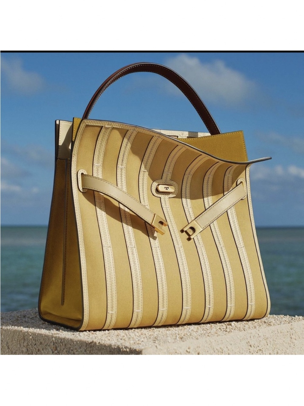 Tory Burch LEE RADZIWILL CANVAS PANEL
DOUBLE BAG $1,198